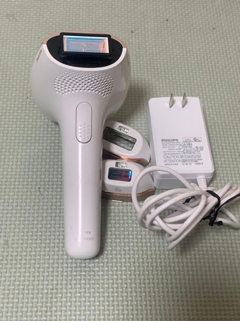 PHILIPS ルメア アドバンス 光脱毛器 SC1997