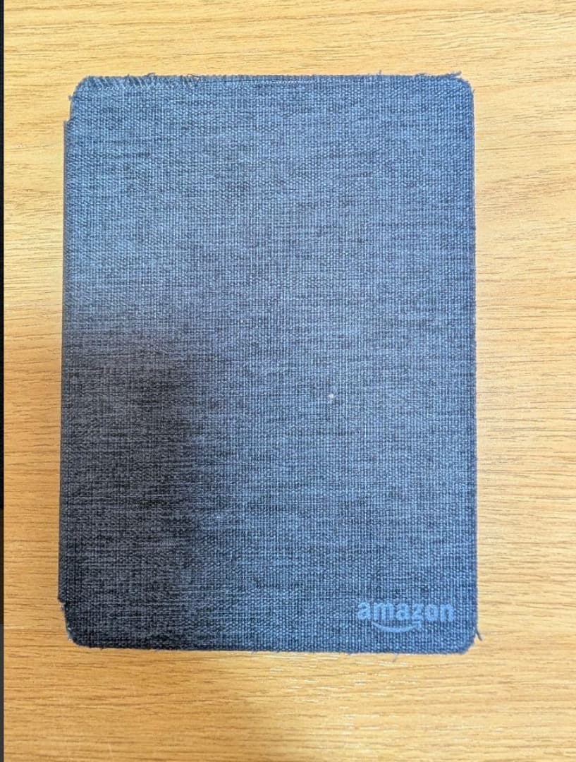 Kindle 本体 + Amazon 布製カバー