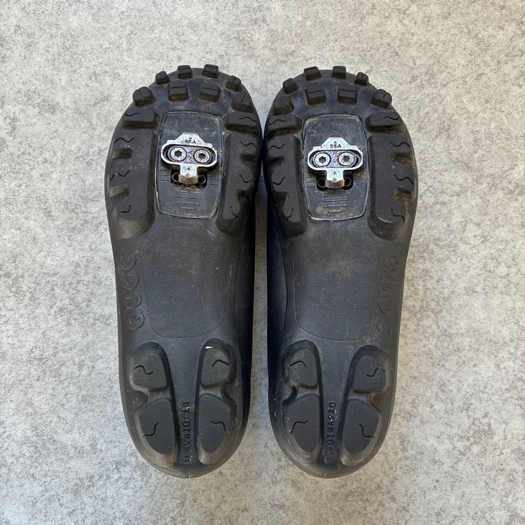 売り切り価格！QUOC シューズ ブラックEU41 25.5-26.5