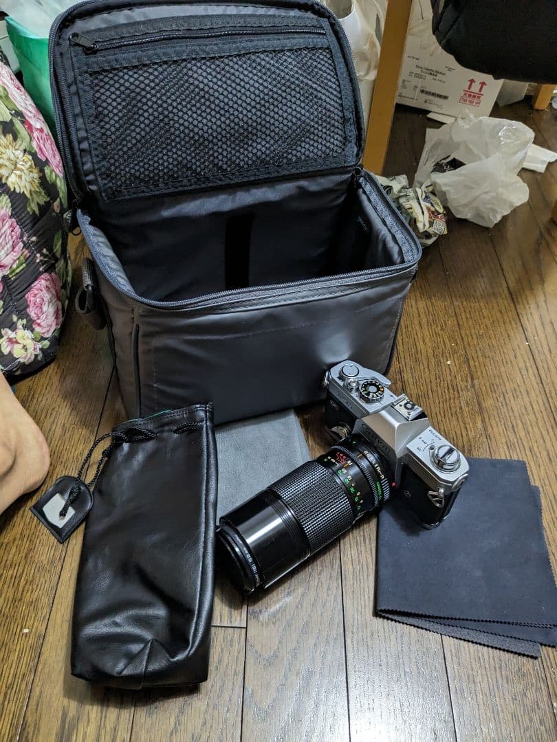 Canon FTb 十 canon zoom lens FD 70-150mm