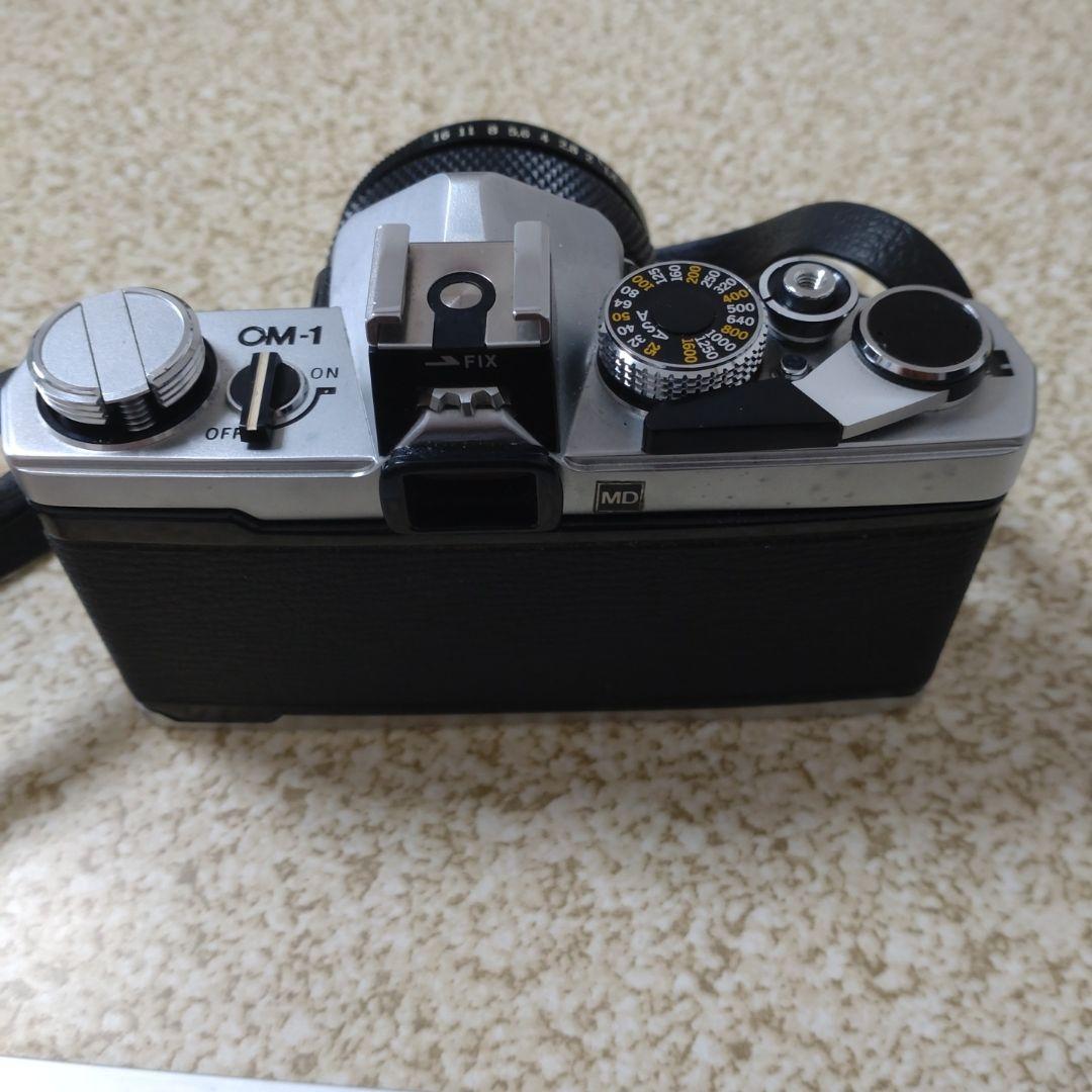 Olympus OM-1 一眼レフカメラ 50mmレンズ付き