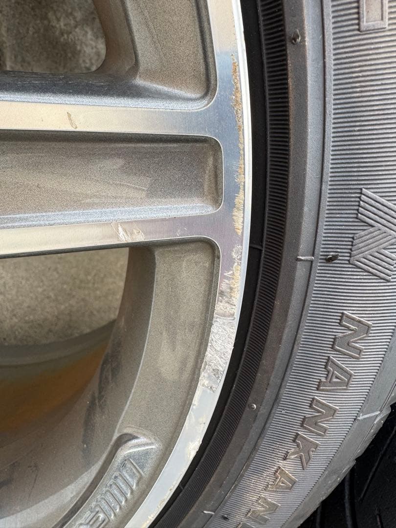 225/45R18 AMG w205の純正品