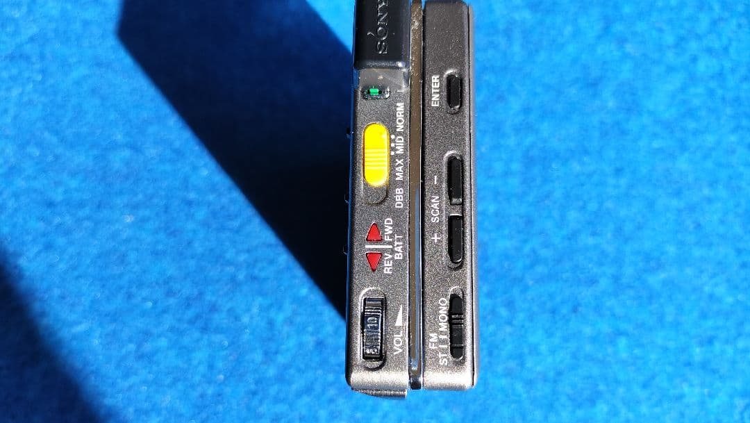 【ジャンク】SONY WM-F701C ポータブルカセットプレーヤー