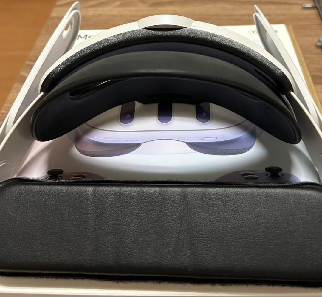 【美品】 Quest 3 128GB 本体と別売りアタッチメント付き