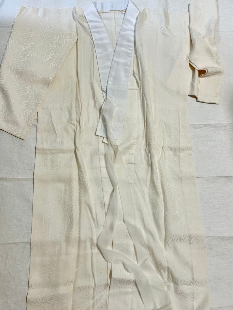 しつけ付き長襦袢　オフホワイト　美容襟付き