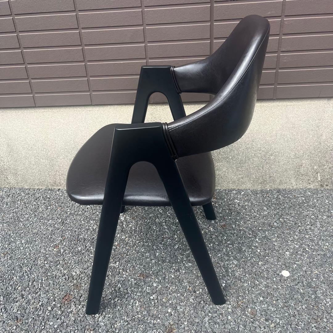 ダイニングチェア 椅子 一脚 ブラス 木製脚 ブラック