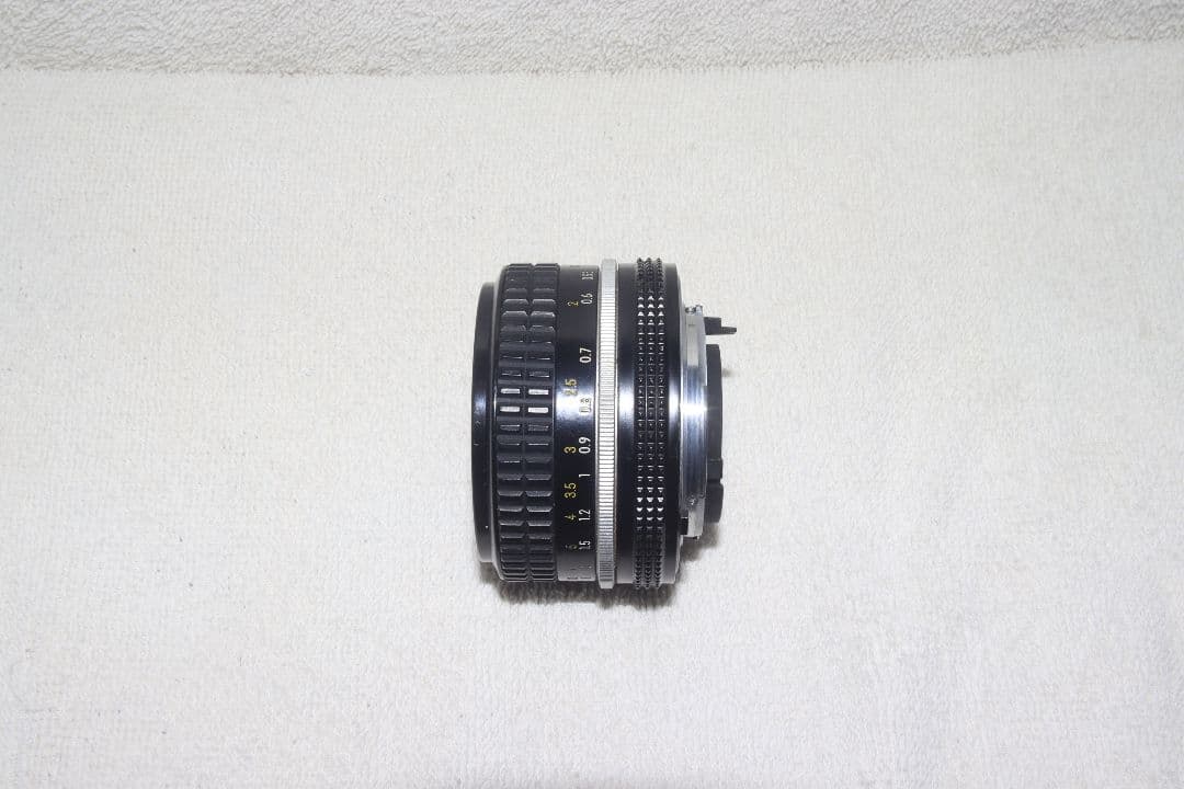 Nikon newFM2 後期型 ボディ+単焦点レンズ