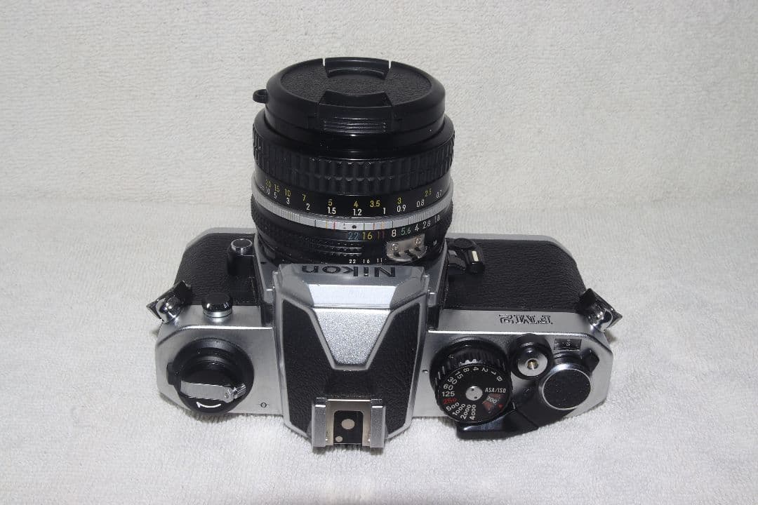 Nikon newFM2 後期型 ボディ+単焦点レンズ