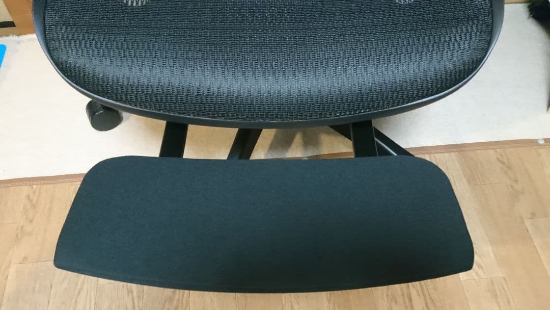 ニトリ リクライニングワークチェア フォリスト BK