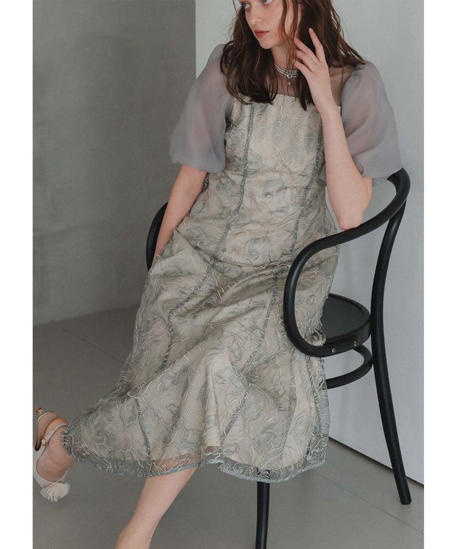 ★新品★ドリードール　ニュアンスフラワーレースドレス