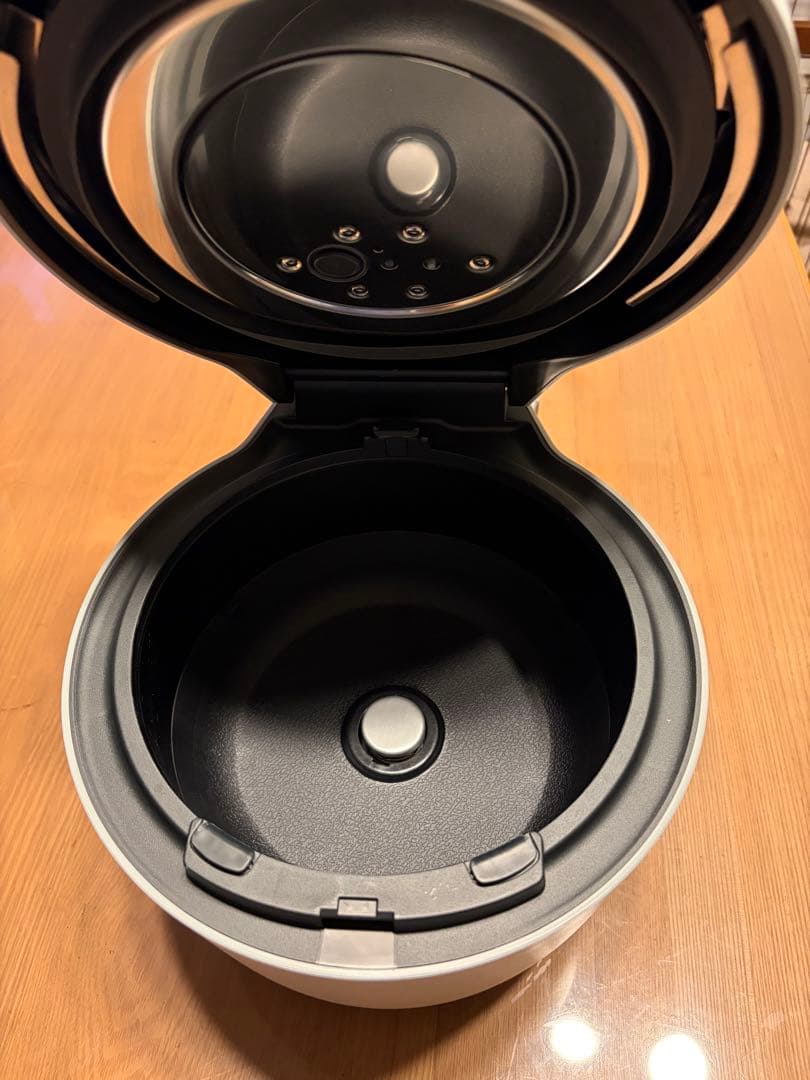 Panasonic SR-R10B IH炊飯器 5合炊き　2024年製数回使用