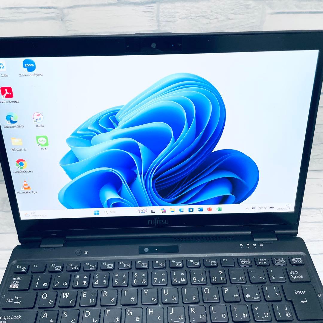 【特価】富士通 2in1ノートPC 第11世代i5 オフィス　FHD win11