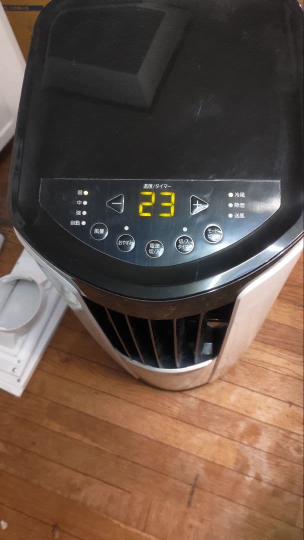 【工事不要】ポータブルエアコン 2021年製　6畳送料着払い