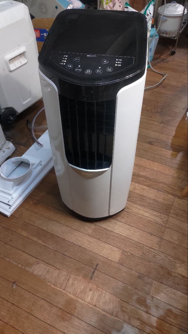 【工事不要】ポータブルエアコン 2021年製　6畳送料着払い