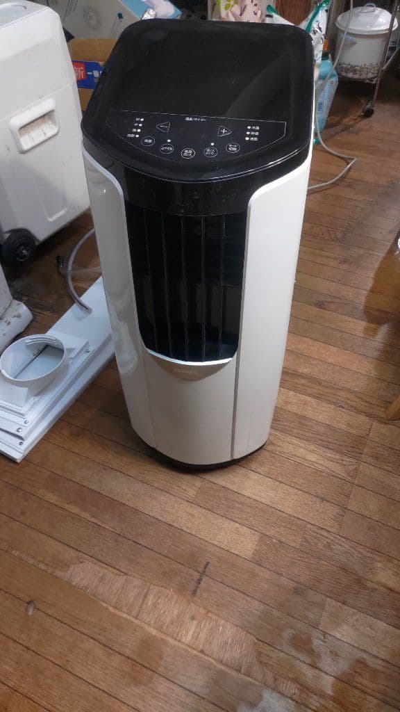 【工事不要】ポータブルエアコン 2021年製　6畳送料着払い