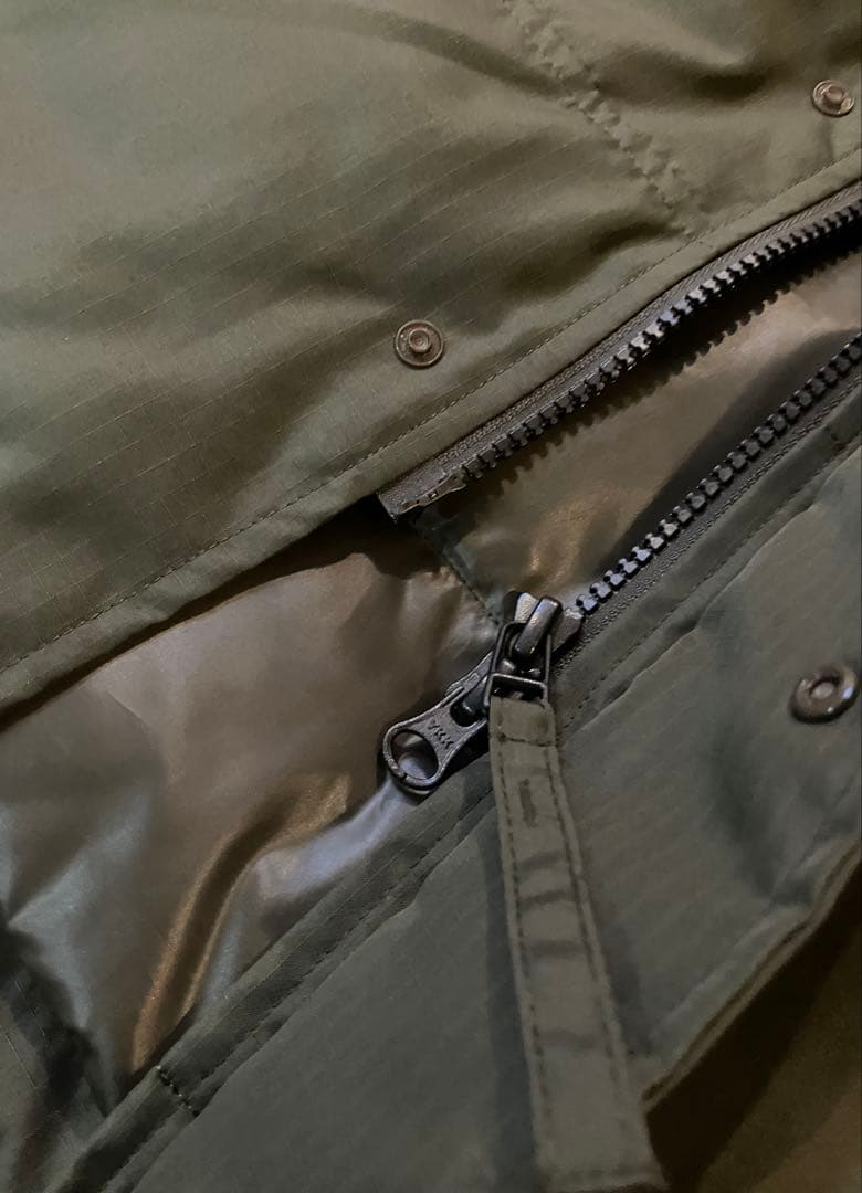 【試着のみ】 TAION 別注 ダウン モンスターベスト