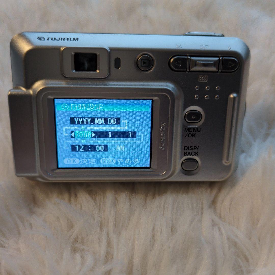 Fujifilm FinePix 5.1メガピクセル シルバー