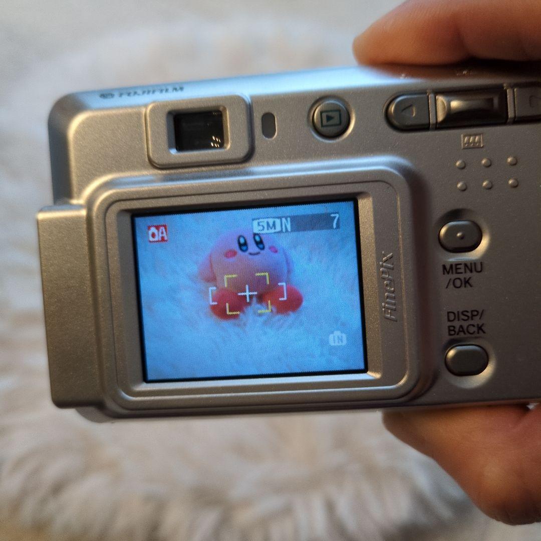 Fujifilm FinePix 5.1メガピクセル シルバー