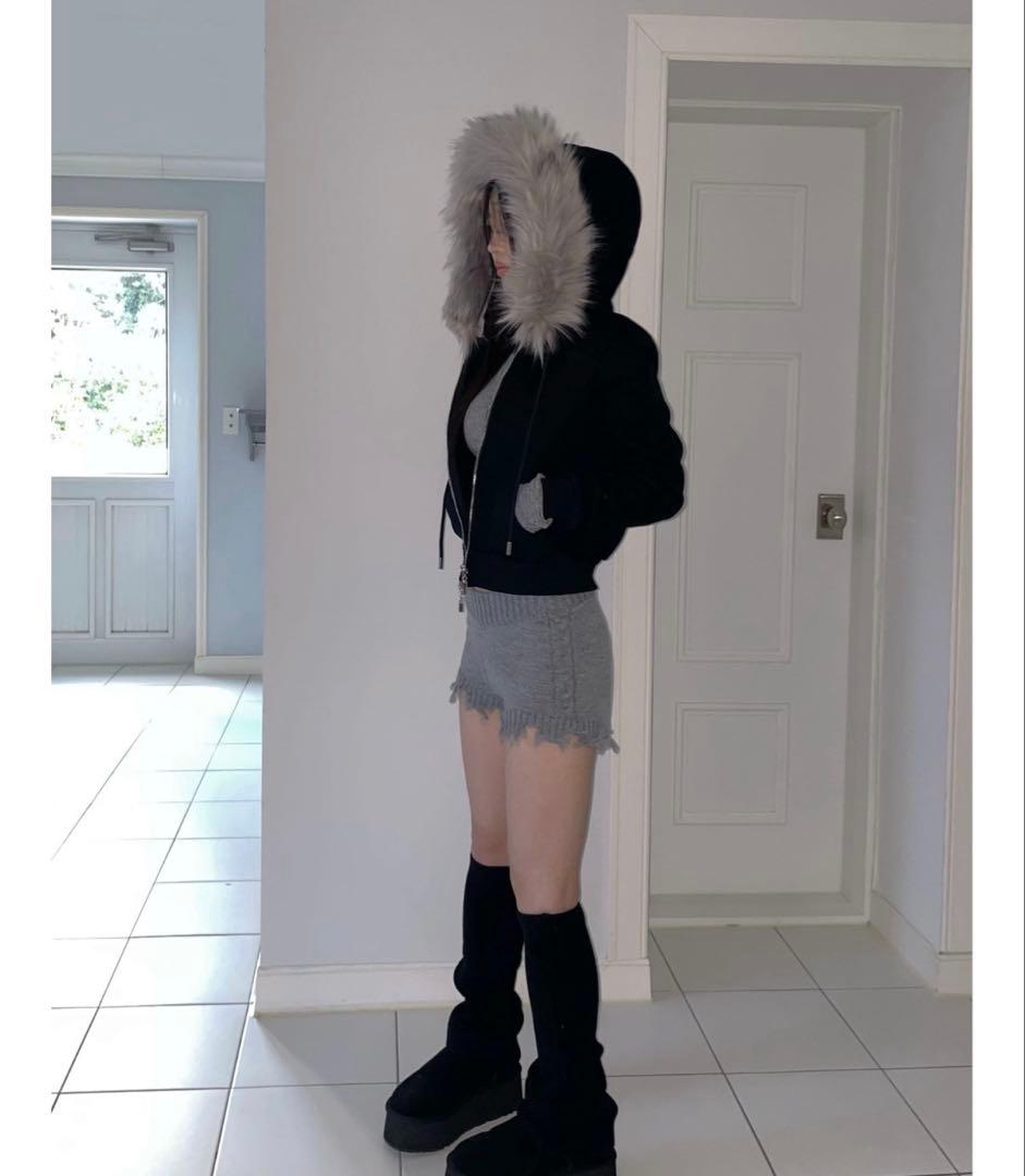 THEAIRTOWN ファー付きパーカー