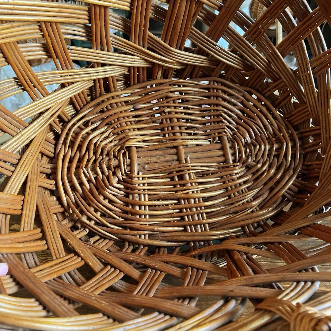 フランスアンティークパニエ　飴色で美しく編まれたバスケット