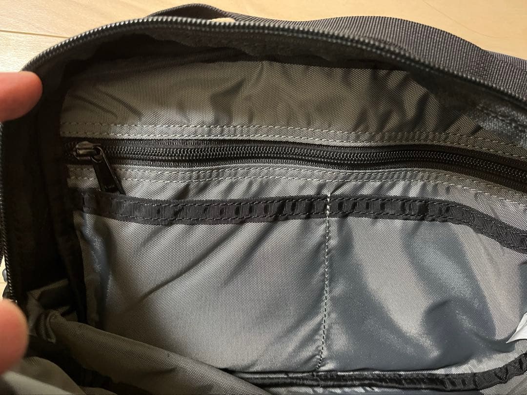 BRIEFING ヴァイパー ショルダーバッグ