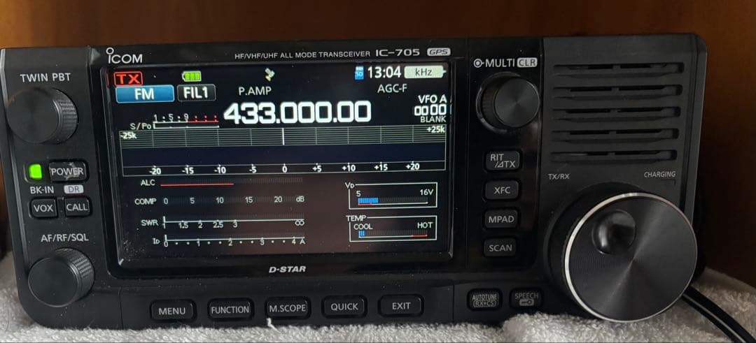 ICOM IC-705 アマチュア無線機