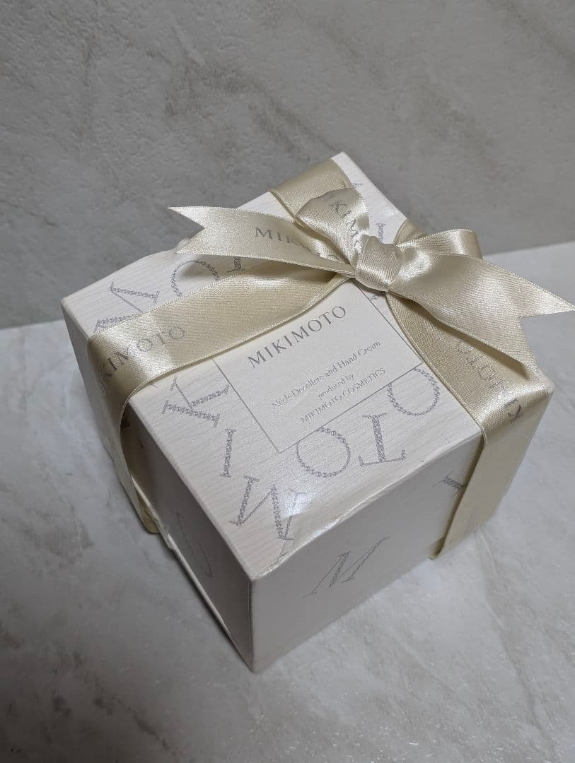 MIKIMOTO ネック・デコルテ・ハンドクリーム 90g