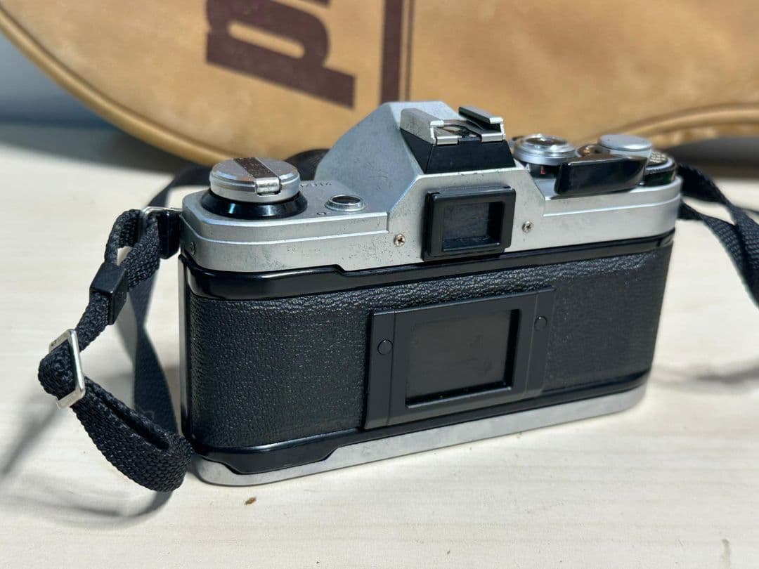 Canon AE-1 フィルム一眼レフカメラ FD 50mm