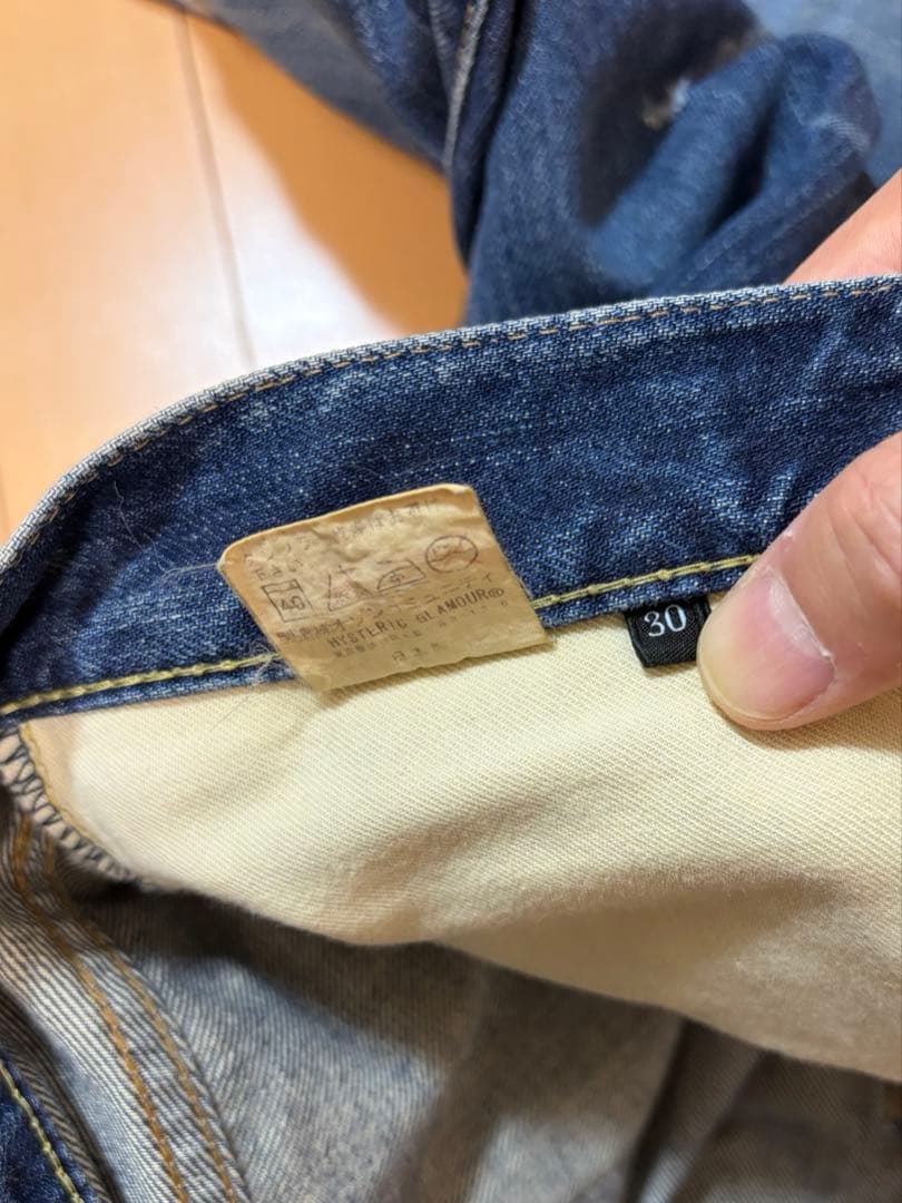 HYSTERIC GLAMOUR ダメージスタッズデニム Ｗ３０インチ