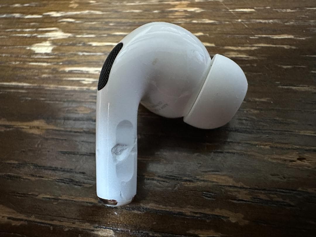 ろ*ん様 AirPods Pro 2 A3048 訳アリ