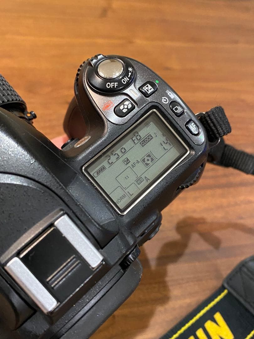 Nikon D80 CCDデジタル一眼 ニッコール　35-70レンズ付　動作品