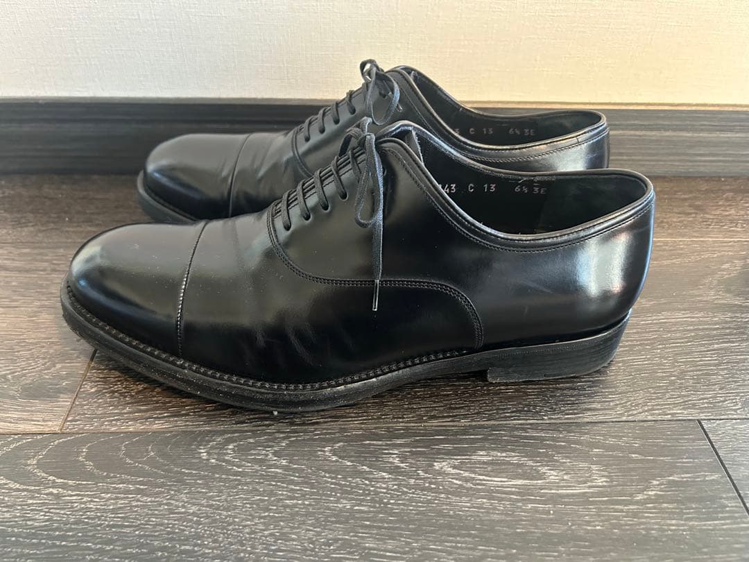 値下げ！！！フェラガモ　レザーシューズ　ストレートチップ　黒　6.5