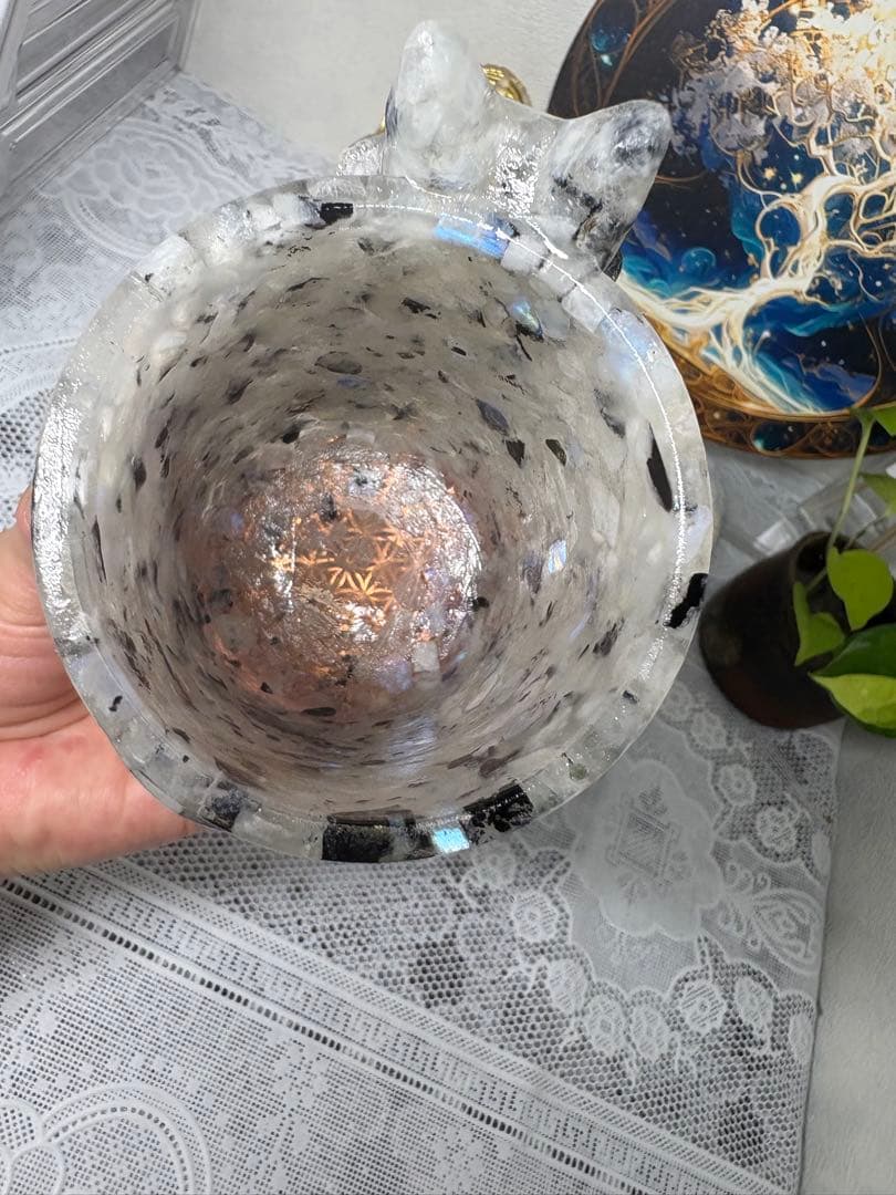 オルゴナイト 白い狐さんの小物入れ ムーンストーン