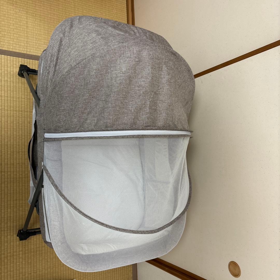 ベビーベッド　折りたたみ式　添い寝