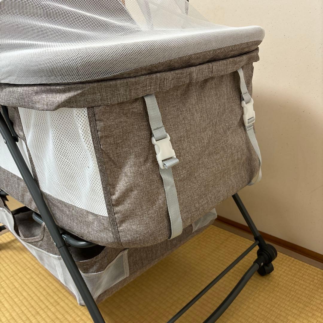 ベビーベッド　折りたたみ式　添い寝