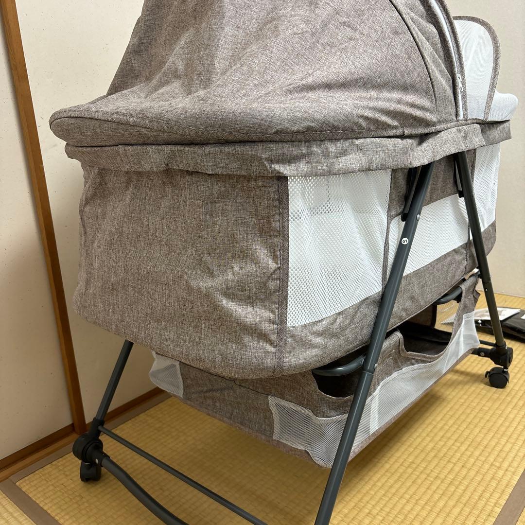 ベビーベッド　折りたたみ式　添い寝