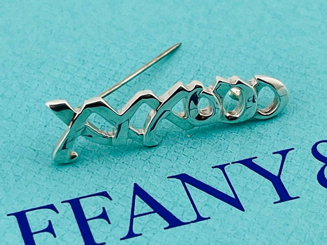 c933 ティファニー　パロマ・ピカソ　ラブ&キス　ブローチ　シルバー　925