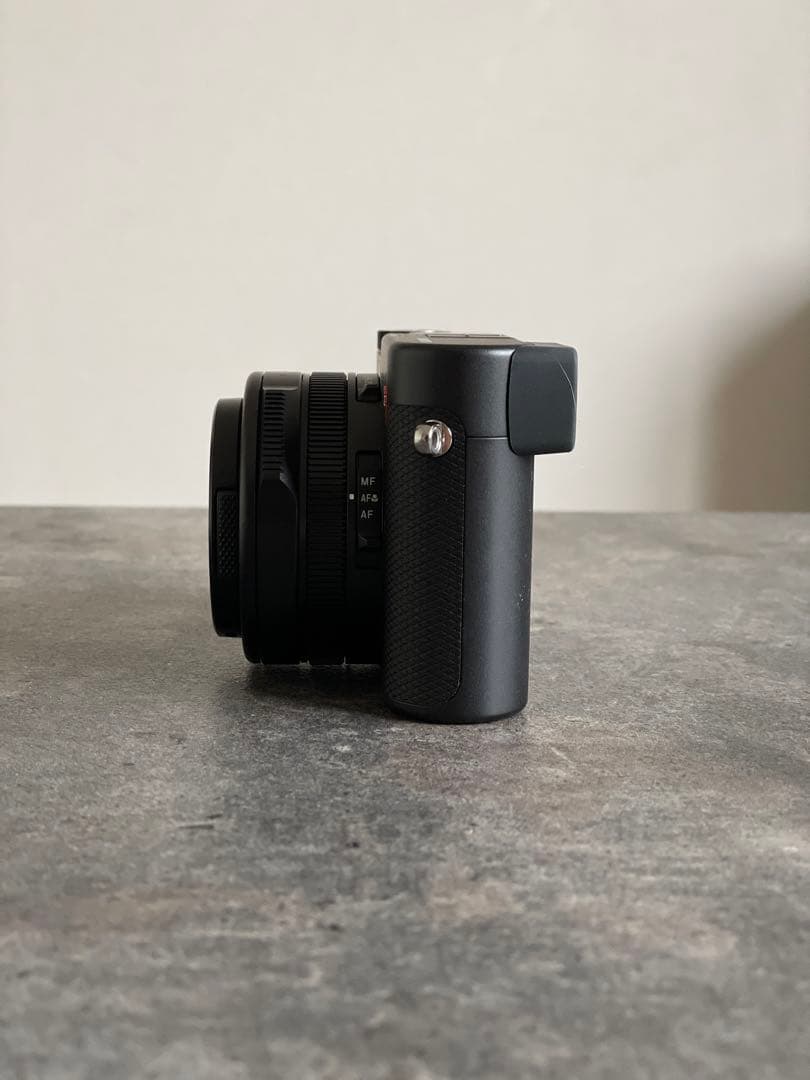 Leica コンパクトデジタルカメラ D-LUX8 ブラック