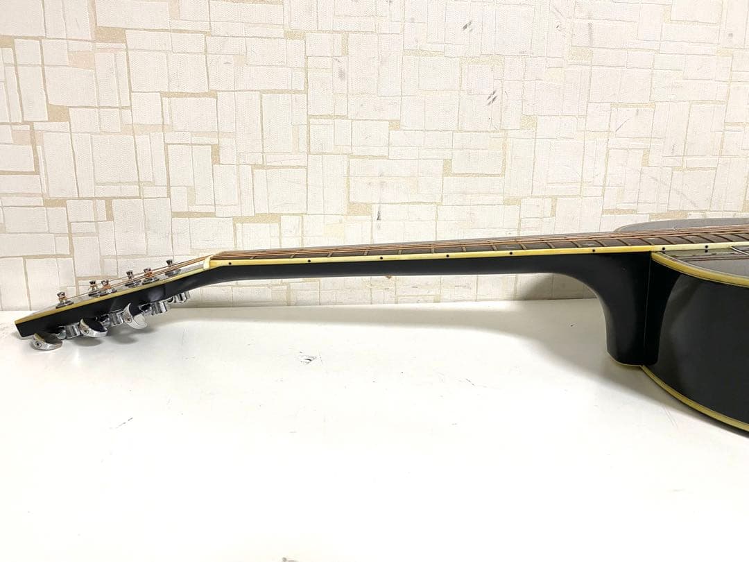 Morris WJ-50 モーリス アコースティックギター ハードケース付き