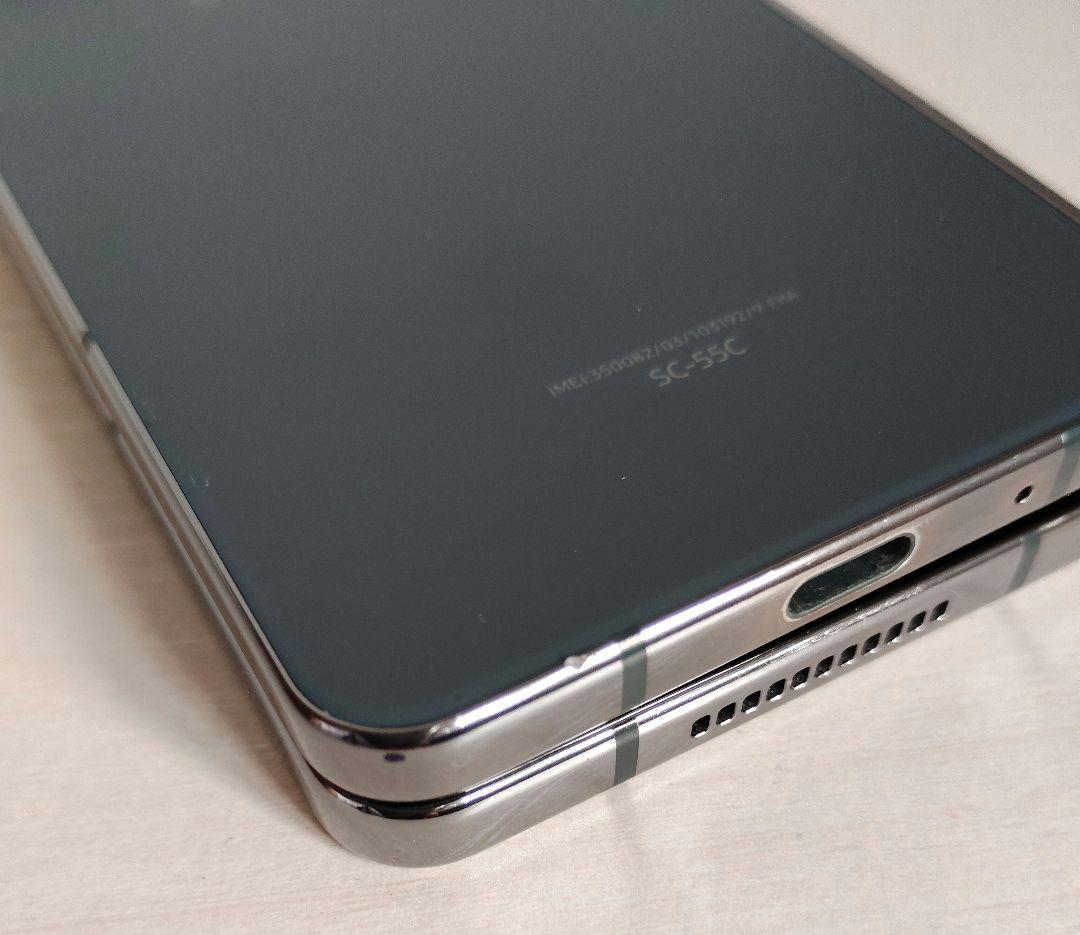 ドコモ Galaxy Z Fold4 国内