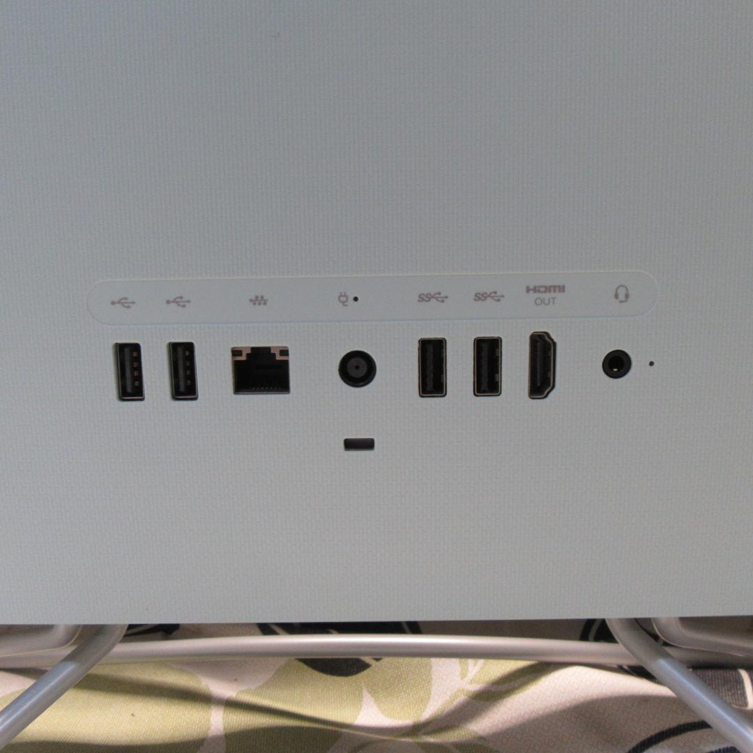 Win11公式対応9世代Corei3/メ8/SSD+HDD/カメラ/無線/タッチ