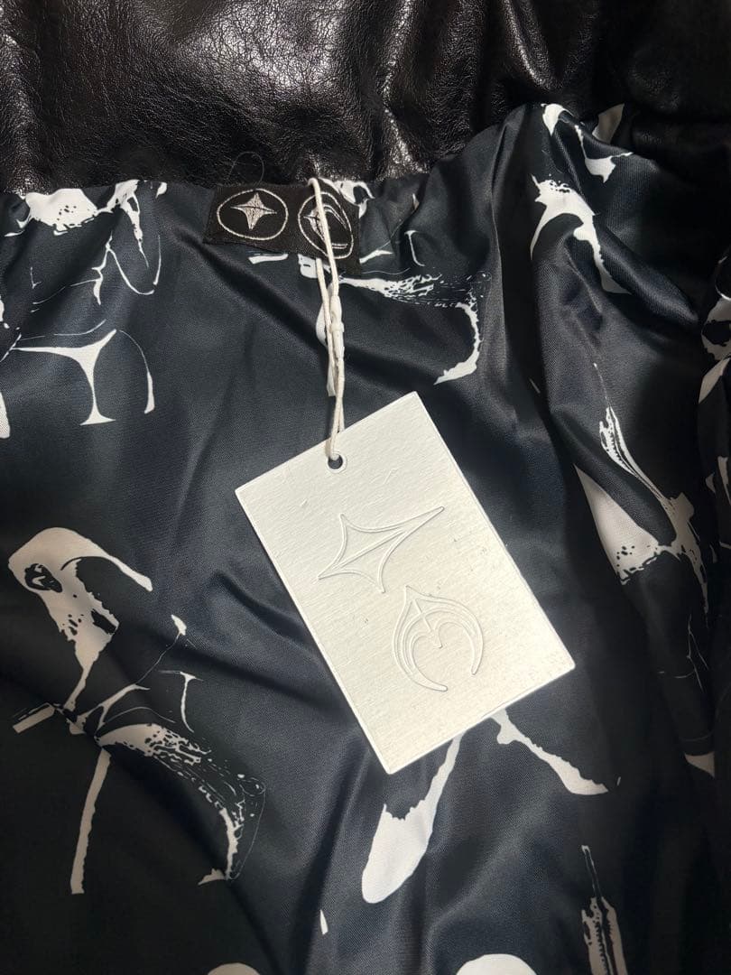 Thug Club 黒 ダウンジャケット　 レザーサイズL タグ付き値段交渉あり