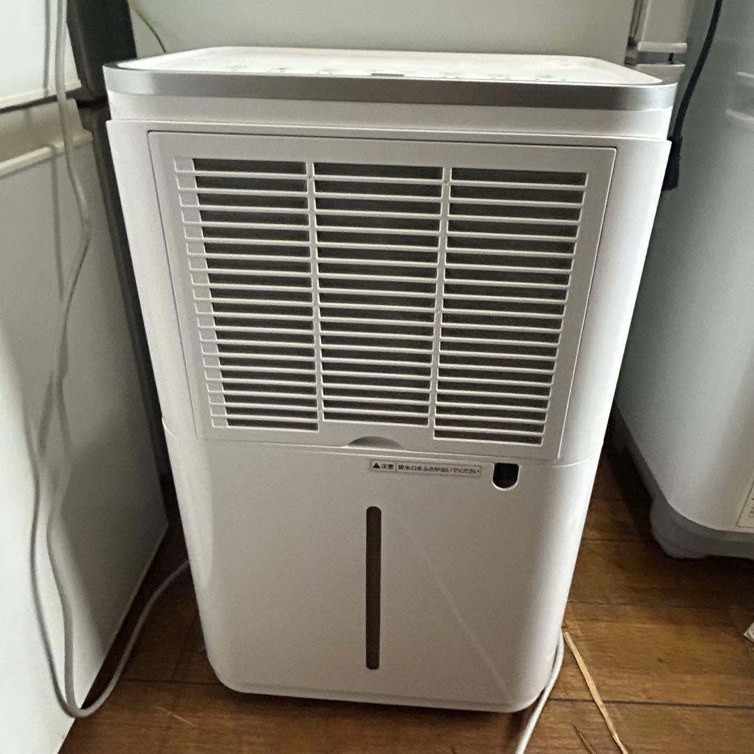 SIS コンプレッサー式 除湿機 22L 2022年製