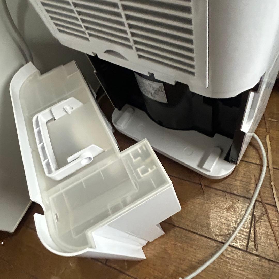 SIS コンプレッサー式 除湿機 22L 2022年製