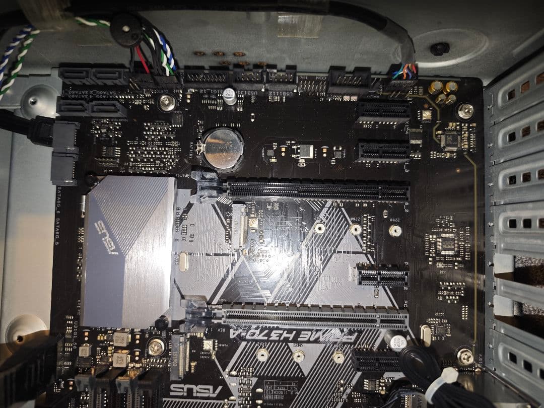 ゲーミングパソコン(⚠️メモリ/SSD無)