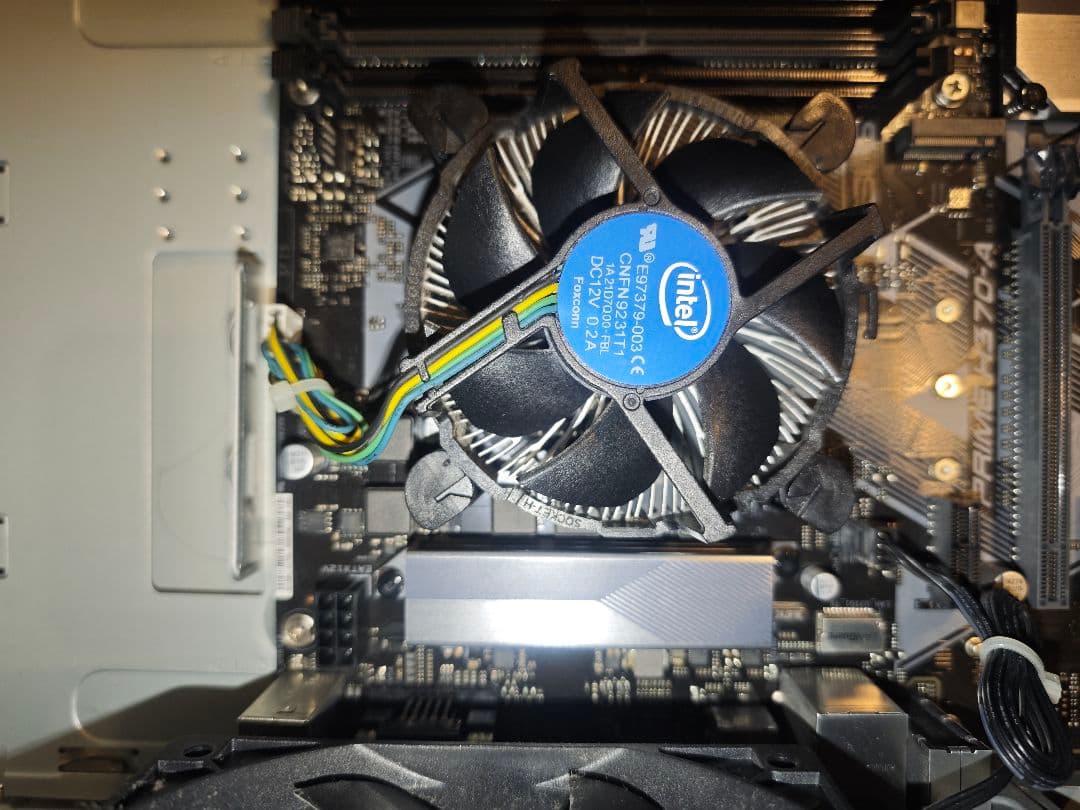 ゲーミングパソコン(⚠️メモリ/SSD無)