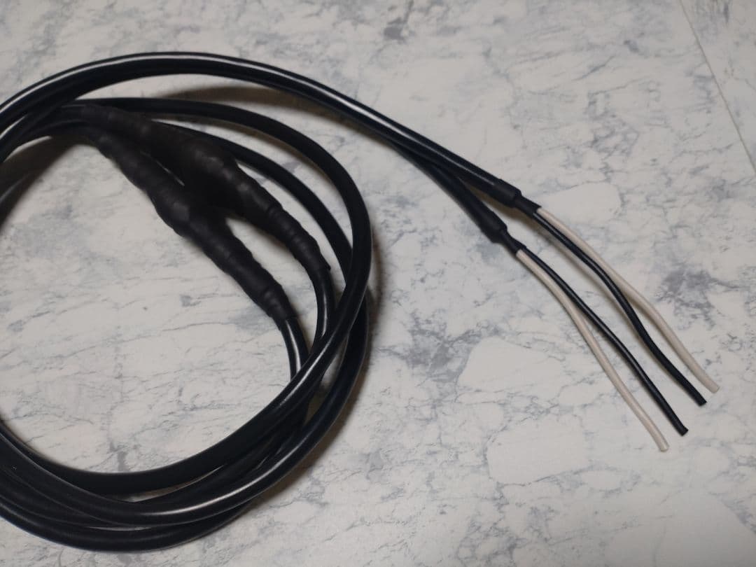 【最新】特別価格140段式カタパルト搭載　スビーカーケーブル　1.5mペア