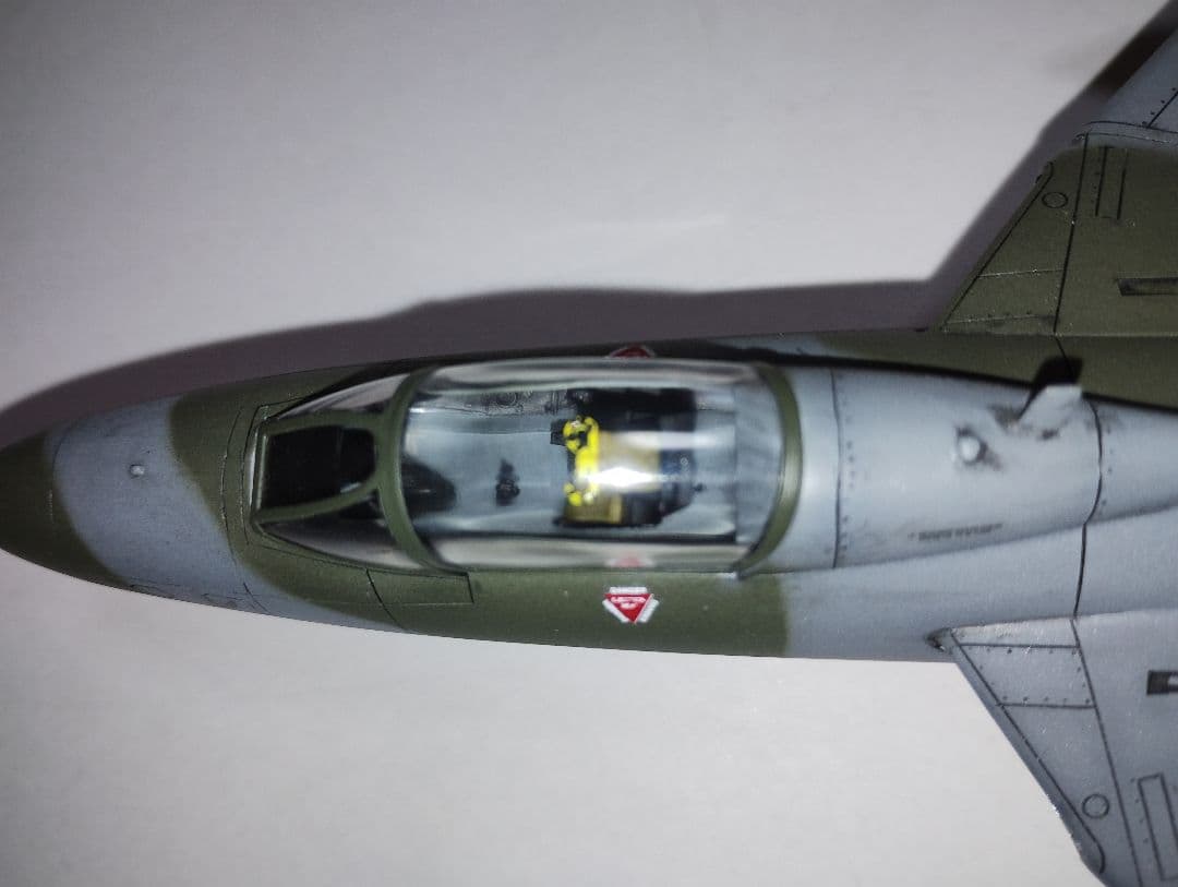 プラモデル完成機　1/48　ホーカーハンターFGA.9