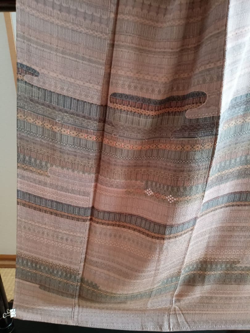 縮緬　小紋柄訪問着　手刺繍添え