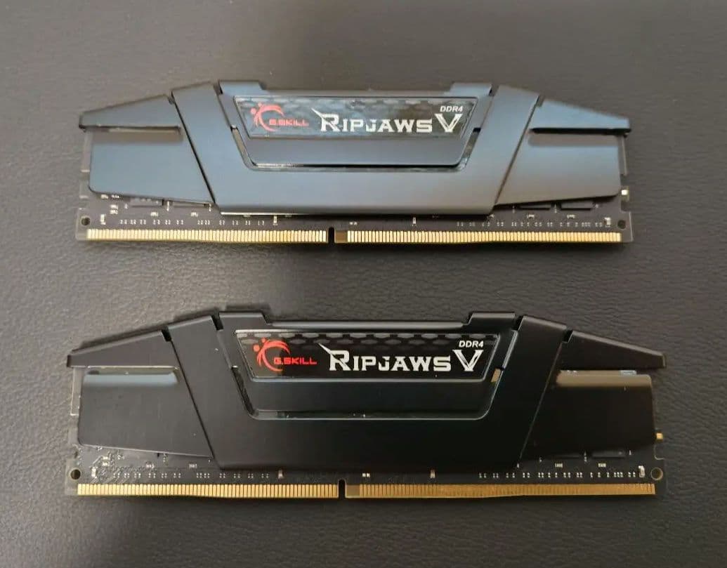 AMD Ryzen 7 5800X3D とMSIマザーボードとメモリセットで